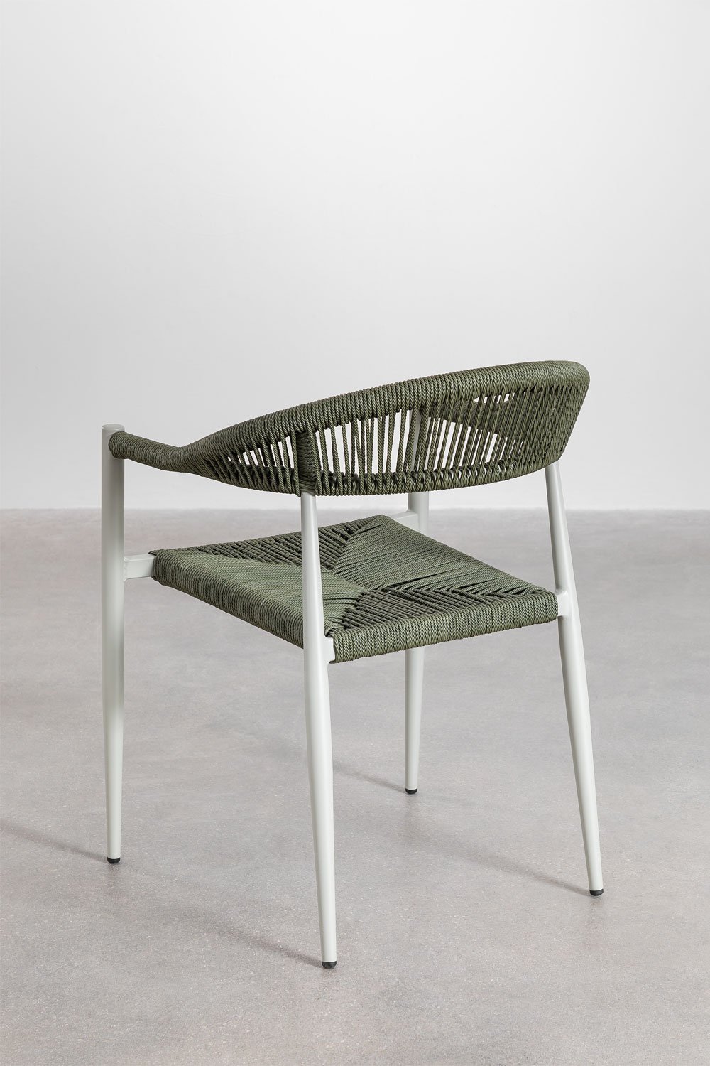 Stapelbarer Gartenstuhl mit Armlehnen aus Aluminium und Kunstrattan Amatria, Galeriebild 3