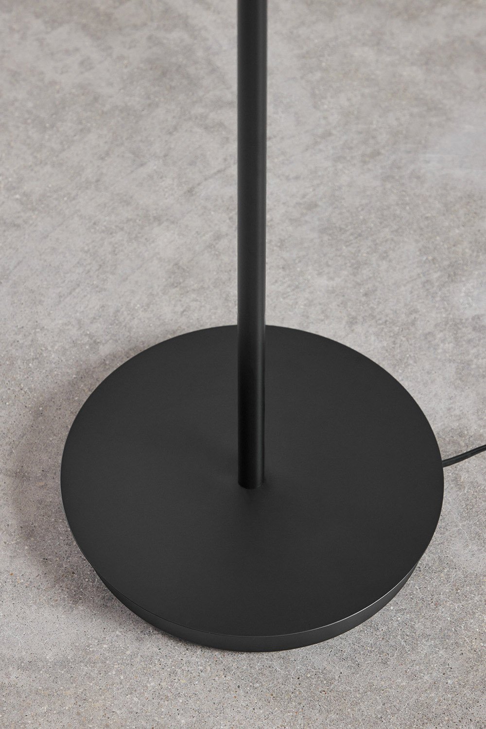 Alicia Stehlampe aus Eisen, Galeriebild 5