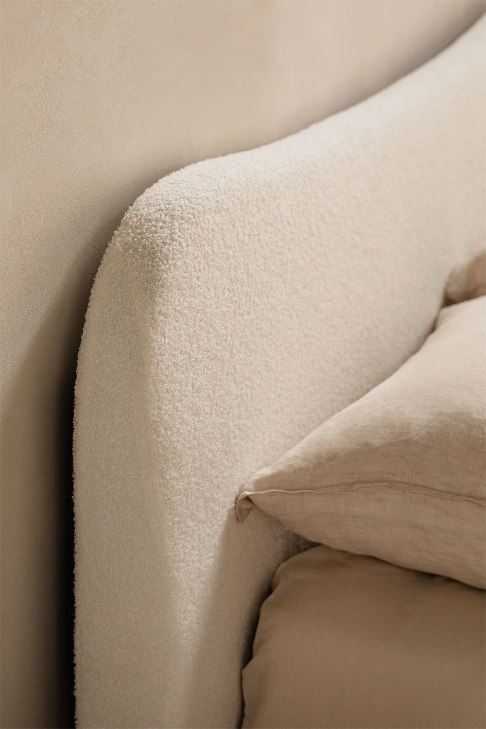 Bett mit aufklappbarem Bettkasten in Shearling Winselet, Galeriebild 2