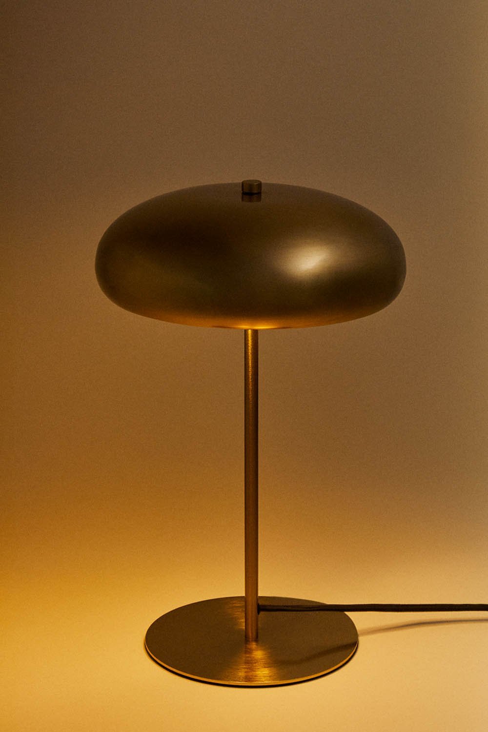 Tischlampe aus Metall Hilma, Galeriebild 4