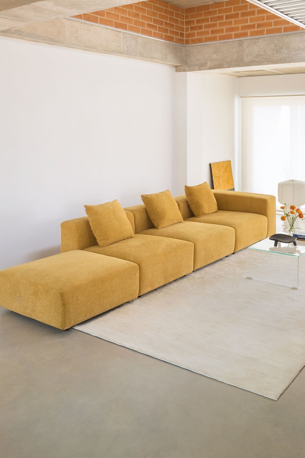 Modulares Ecksofa rechts mit hohem Armlehne und Hocker (↔︎370 cm) Bruna, Galeriebild 1