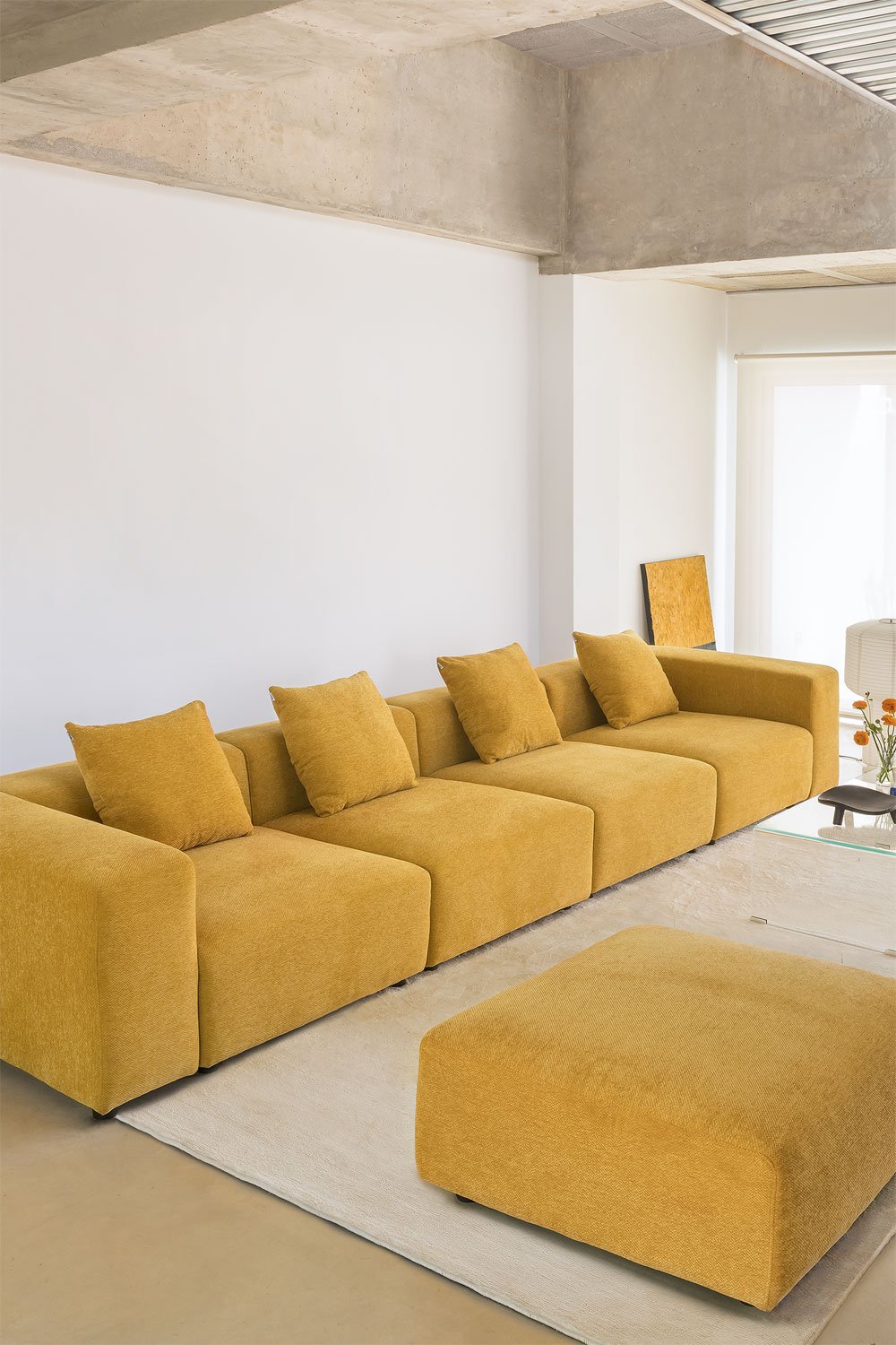 Modulares 4-Sitzer-Sofa mit hoher Armlehne und Hocker (↔︎400 cm) Bruna, Galeriebild 1