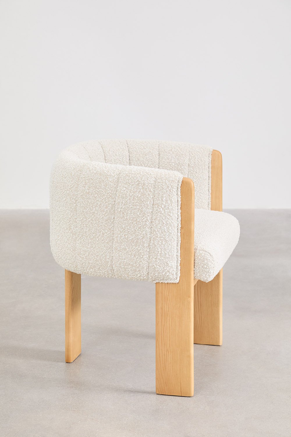 Set rechteckiger Tisch 200x100 cm mit Aura-Keramikfurnier und 8 Esszimmerstühlen aus Bouclé-Stoff Leo, Galeriebild 6