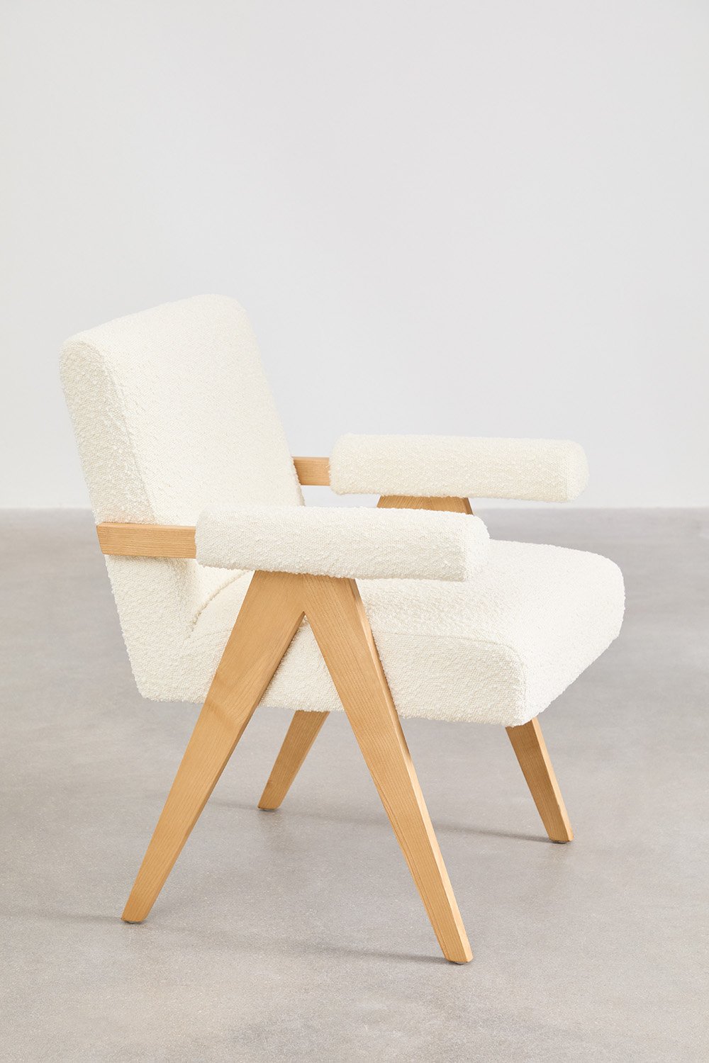 Lucca-Sessel aus Holz und Bouclé-Stoff, Galeriebild 5