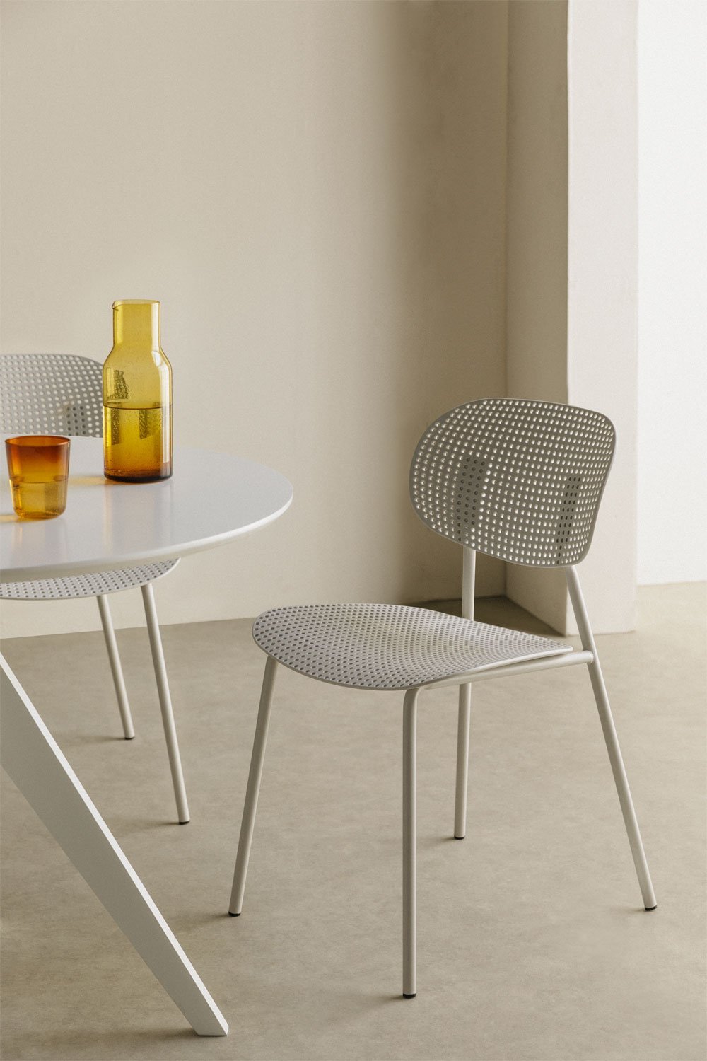 Packung mit 2 Tupah-Esszimmerstühlen, Galeriebild 1