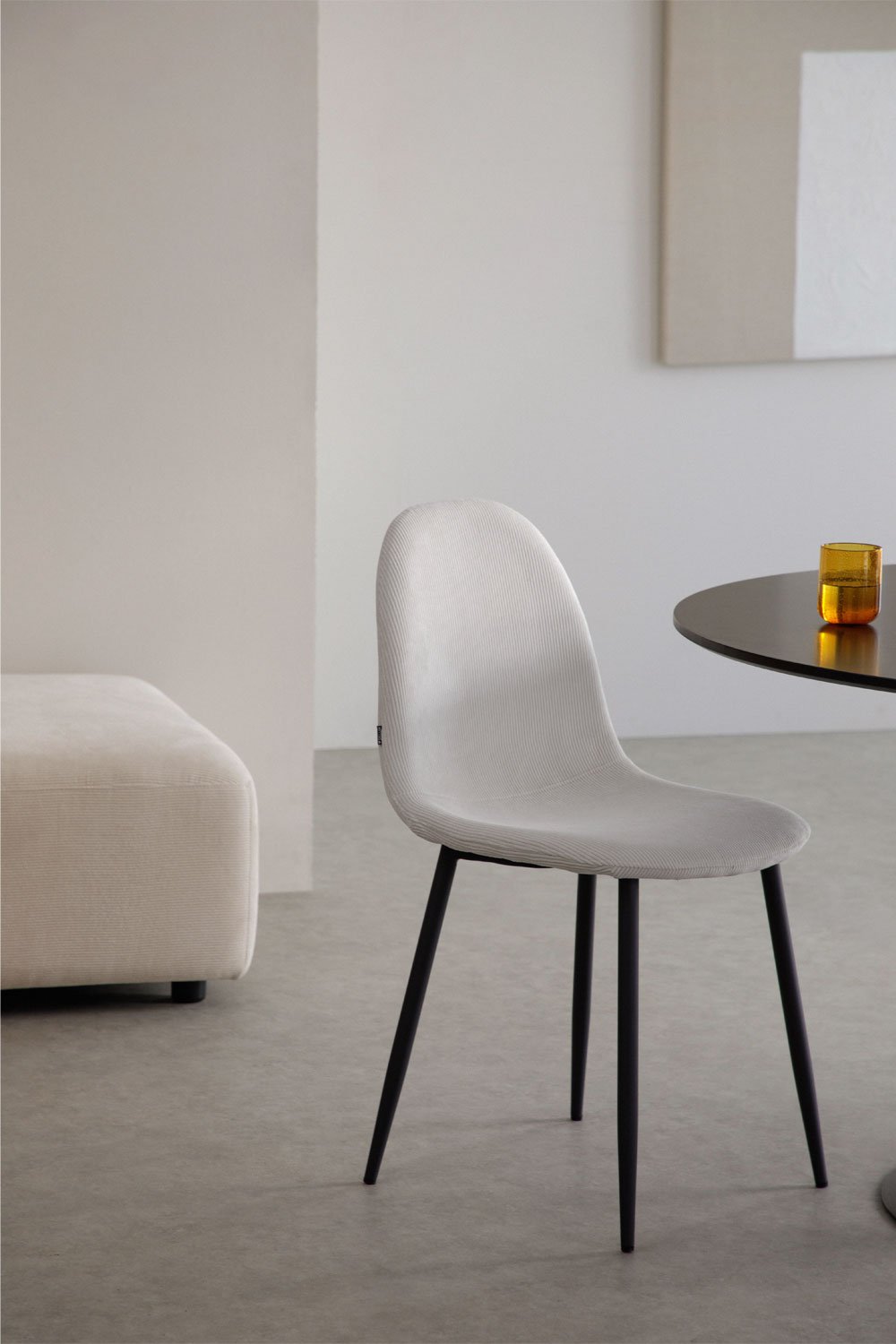 4er Set Esszimmerstühlen aus Cord Glamm , Galeriebild 1