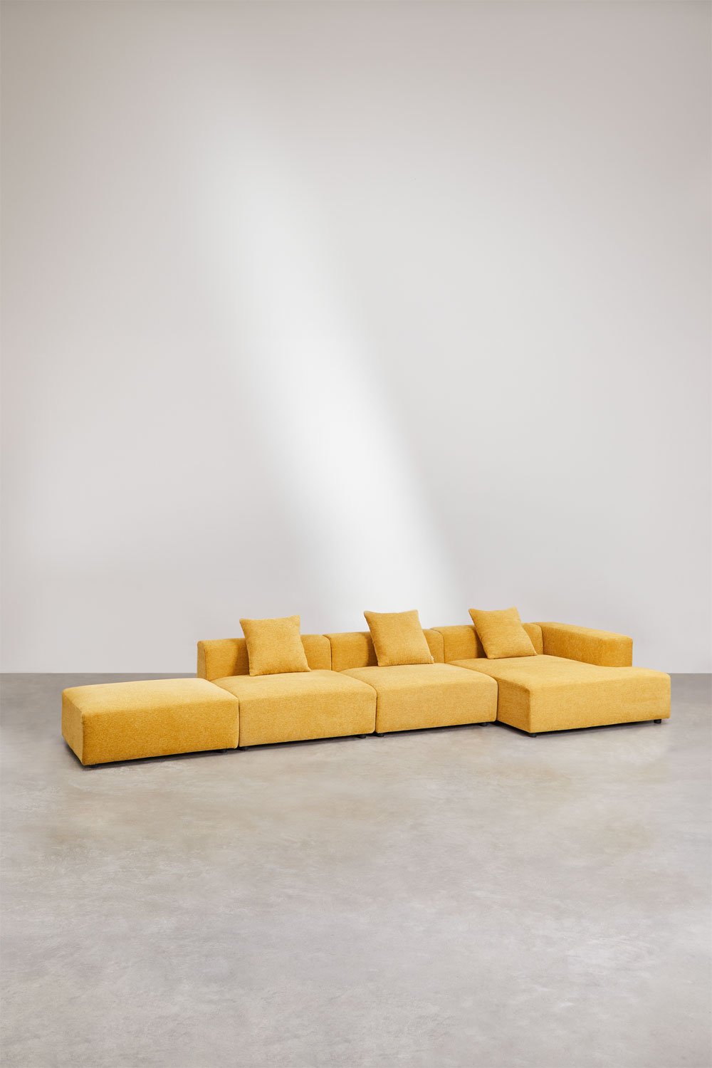 3-teiliges modulares Chaiselongue-Sofa in der rechten Ecke mit Pouf (↔︎450 cm) Bruna, Galeriebild 1