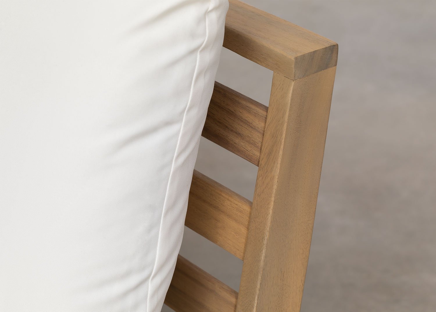 Mittelmodul für modulares Gartensofa Filips aus Akazienholz, Galeriebild 5