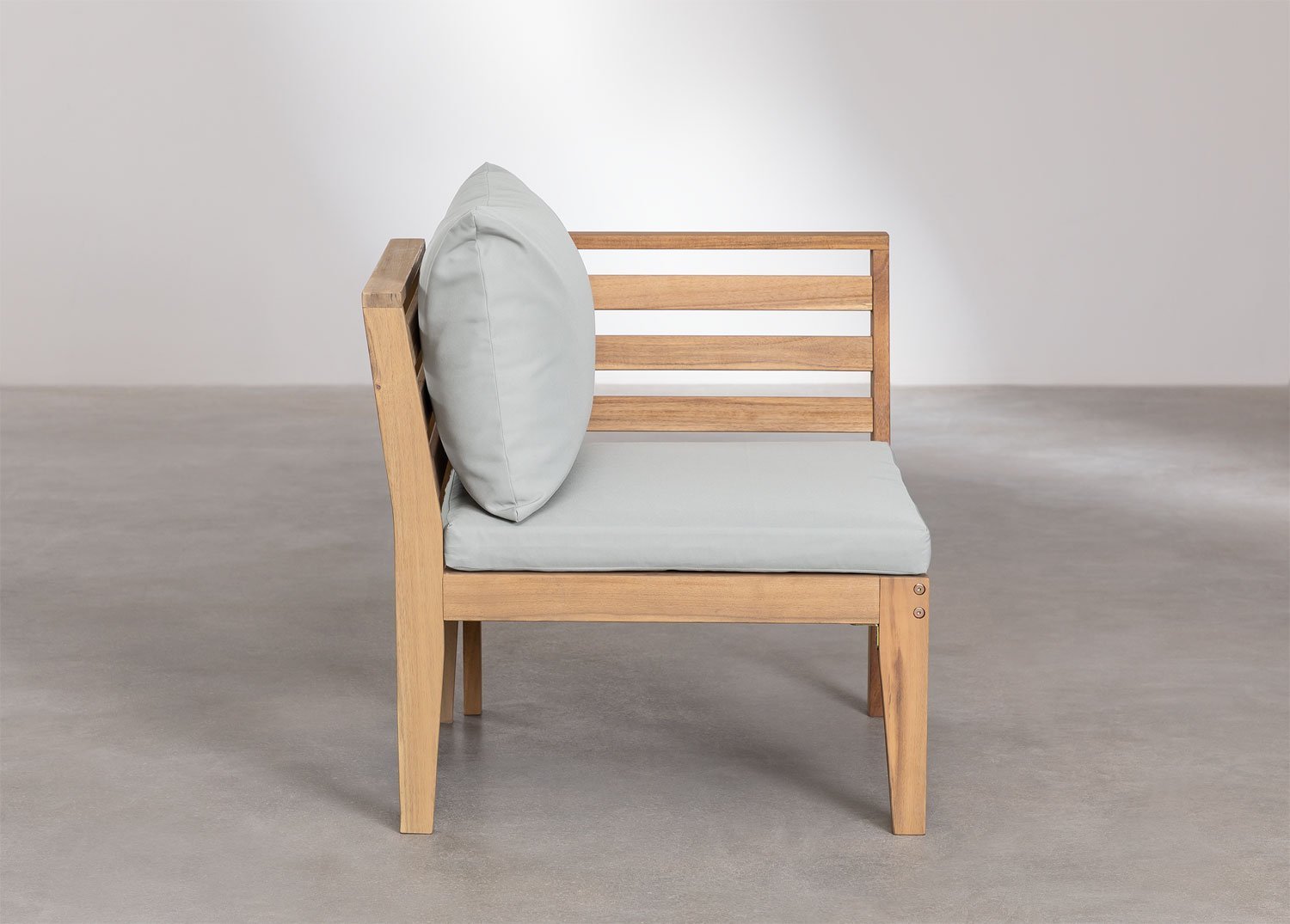 Rechtes Eckmodul für modulares Gartensofa aus Filips-Akazienholz, Galeriebild 3