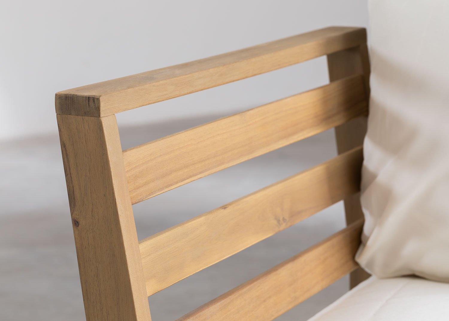 Linkes Eckmodul für modulares Gartensofa aus Filips-Akazienholz, Galeriebild 5