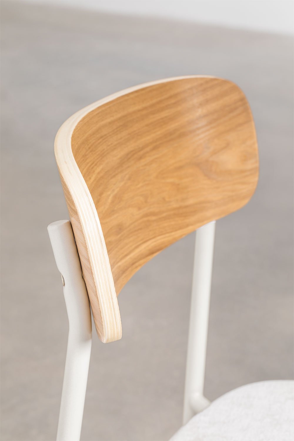 4er-Set stapelbare Esszimmerstühle aus Eisen und Holz Wilpier, Galeriebild 5