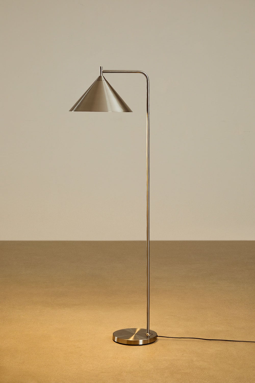 Stehlampe aus Eisen Cambrea, Galeriebild 3