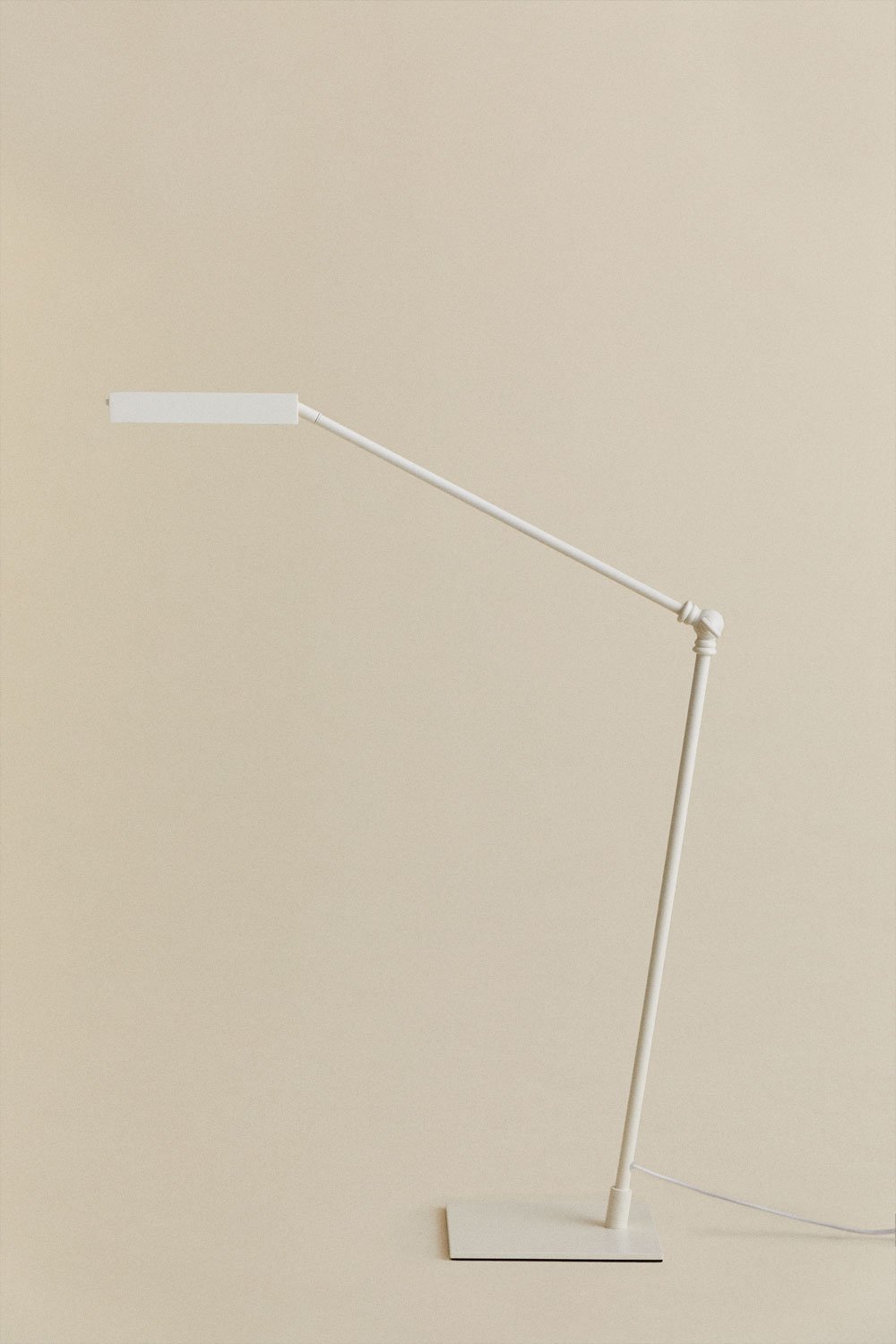 Valtyn LED-Tischlampe aus Eisen, Galeriebild 2