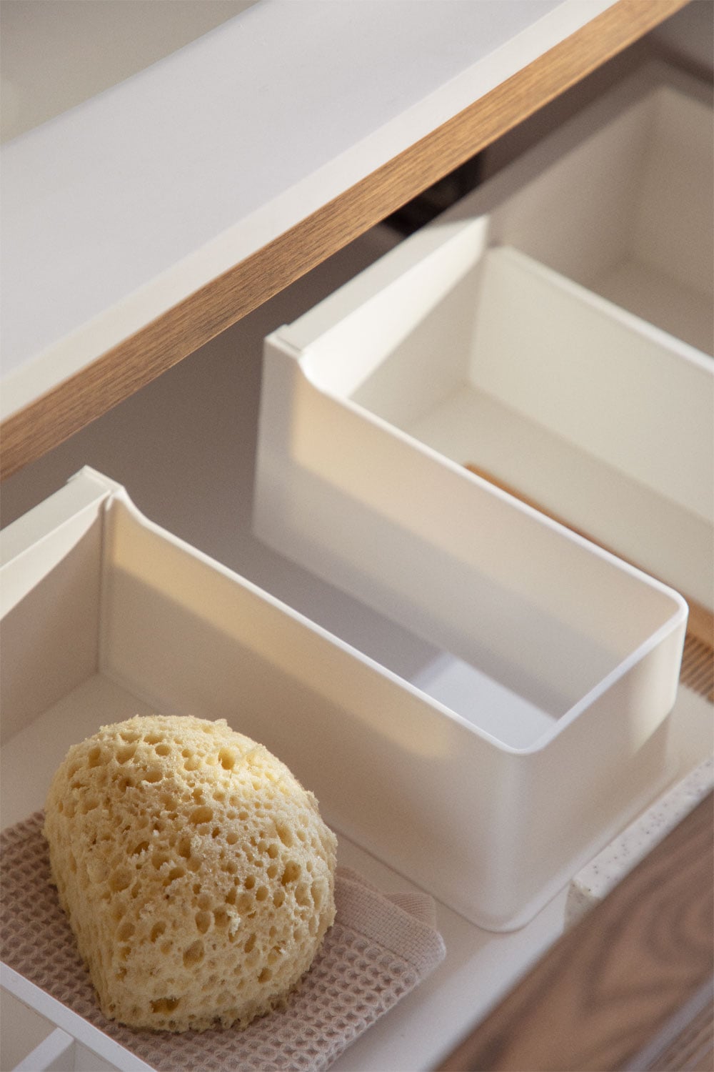 Hängendes Badezimmermöbel-Set 140x50 cm aus Holz mit integriertem Waschbecken Solea, Galeriebild 2