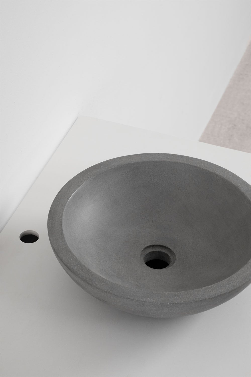 Tedrik hängendes Badezimmermöbel-Set aus Eschenholz, Galeriebild 4