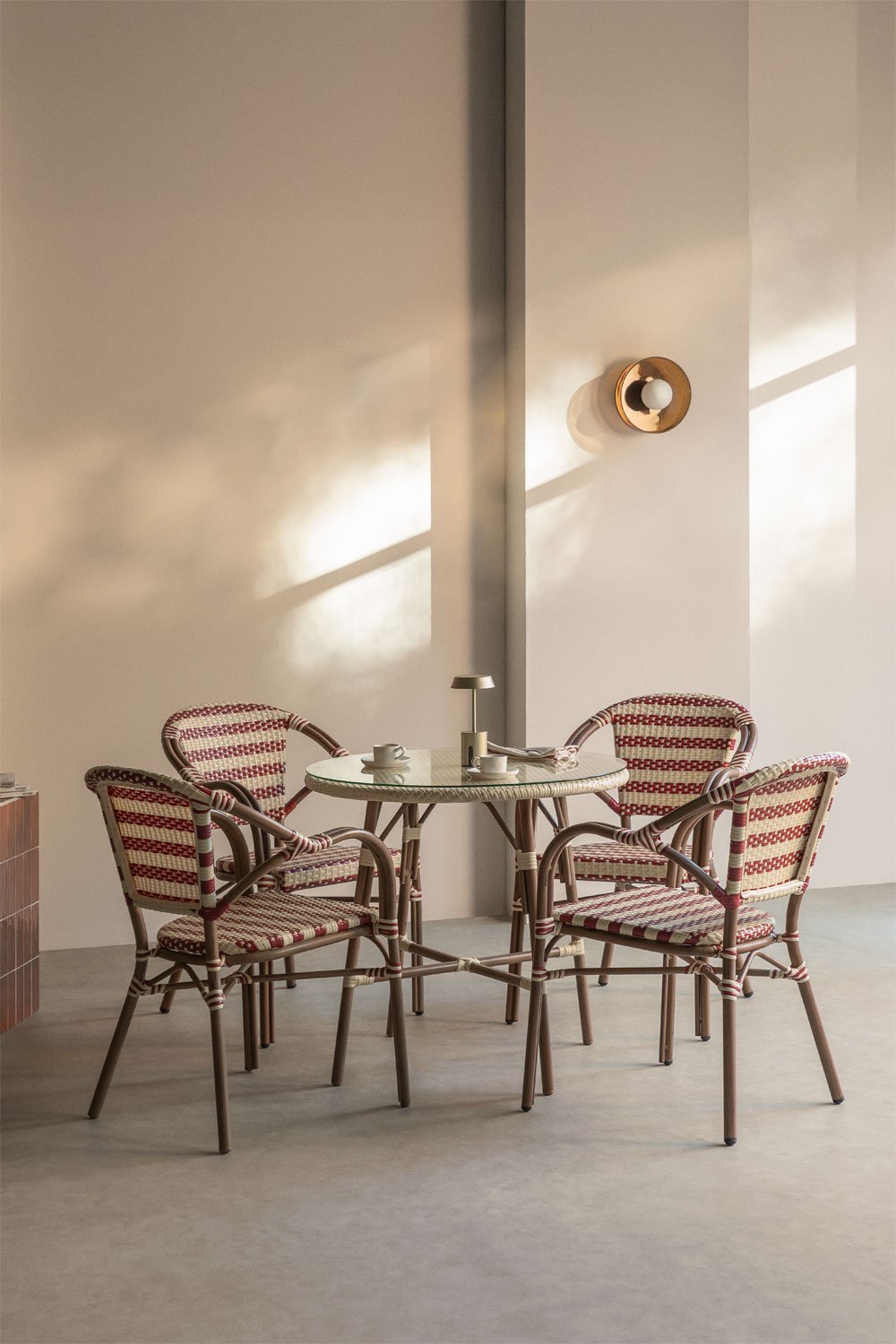 Runder Tischset Ø80 cm Brielle Bistro und 4 Stühle mit Armlehnen aus synthetischem Rattan und Aluminium Solange Bistro, Galeriebild 1