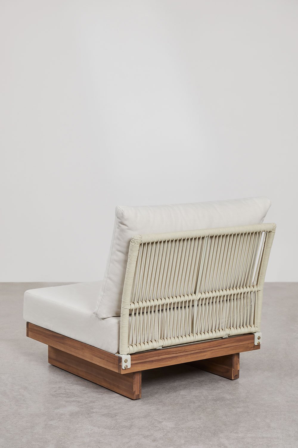 Zentrales Modul für modulare Gartensofa aus Akazienholz und geflochtener Schnur Dailin, Galeriebild 4