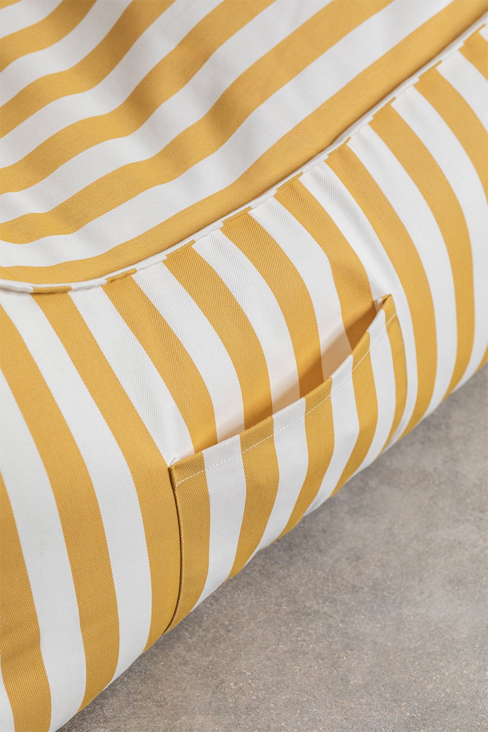 Sessel- und Pouf-Set aus Sandel-Stoff, Galeriebild 5