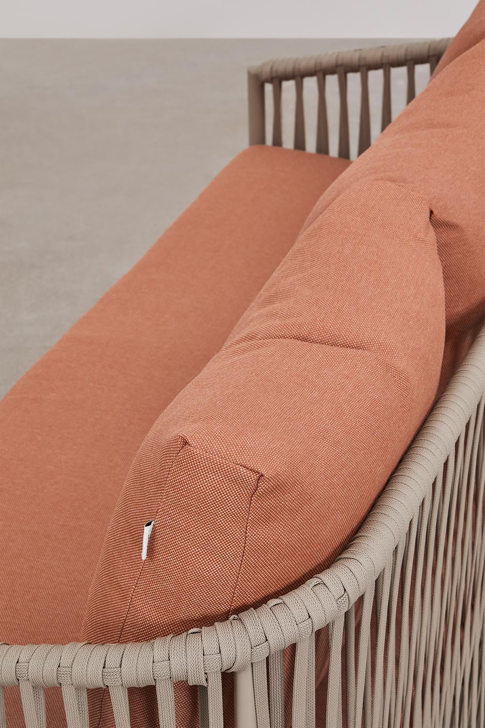 Gartenset mit 2-Sitzer-Sofa, 2 Sesseln und Couchtischen aus Aluminium und geflochtenem Sophie-Seil., Galeriebild 8