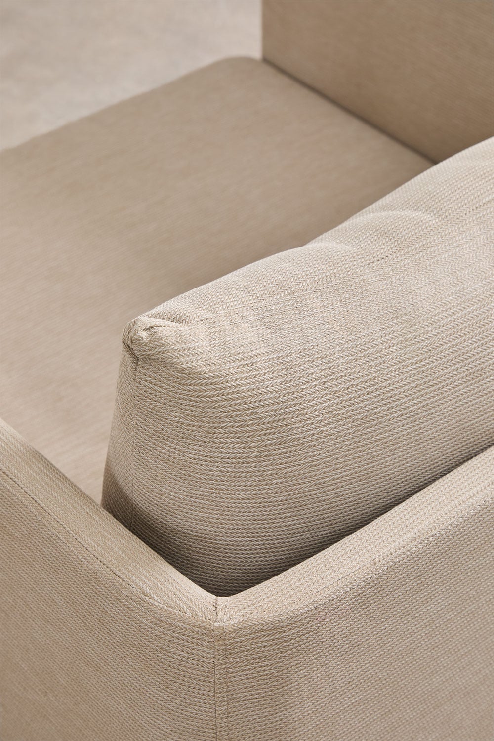 Wohnzimmerset mit 3-Sitzer-Sofa, 2 Sesseln und 2 runden Couchtischen aus Akazienholz Olivia, Galeriebild 7