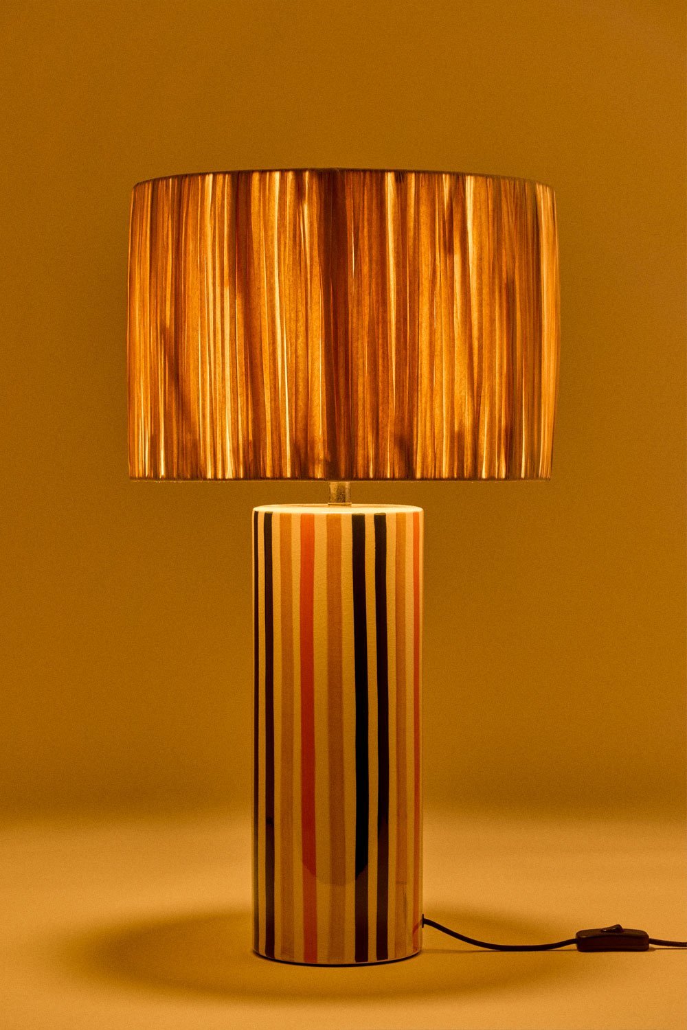 Arendal Tischlampe aus Steingut und Bast, Galeriebild 3