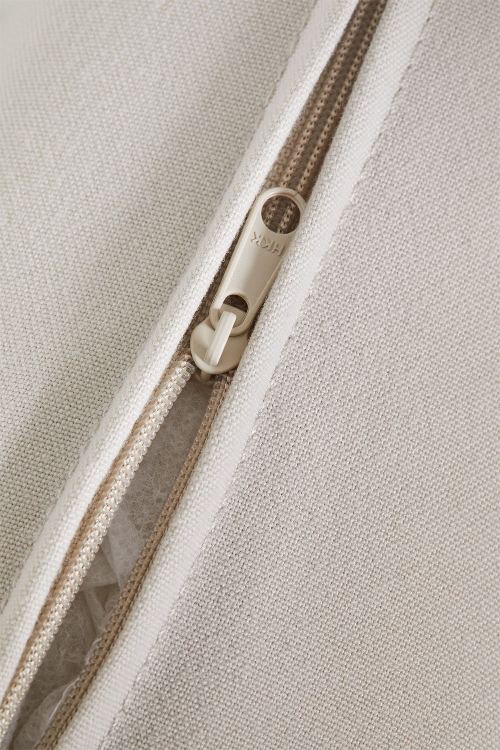 2er-Pack Esszimmerstühle mit Armlehnen aus Eukalyptusholz Aderyn , Galeriebild 6