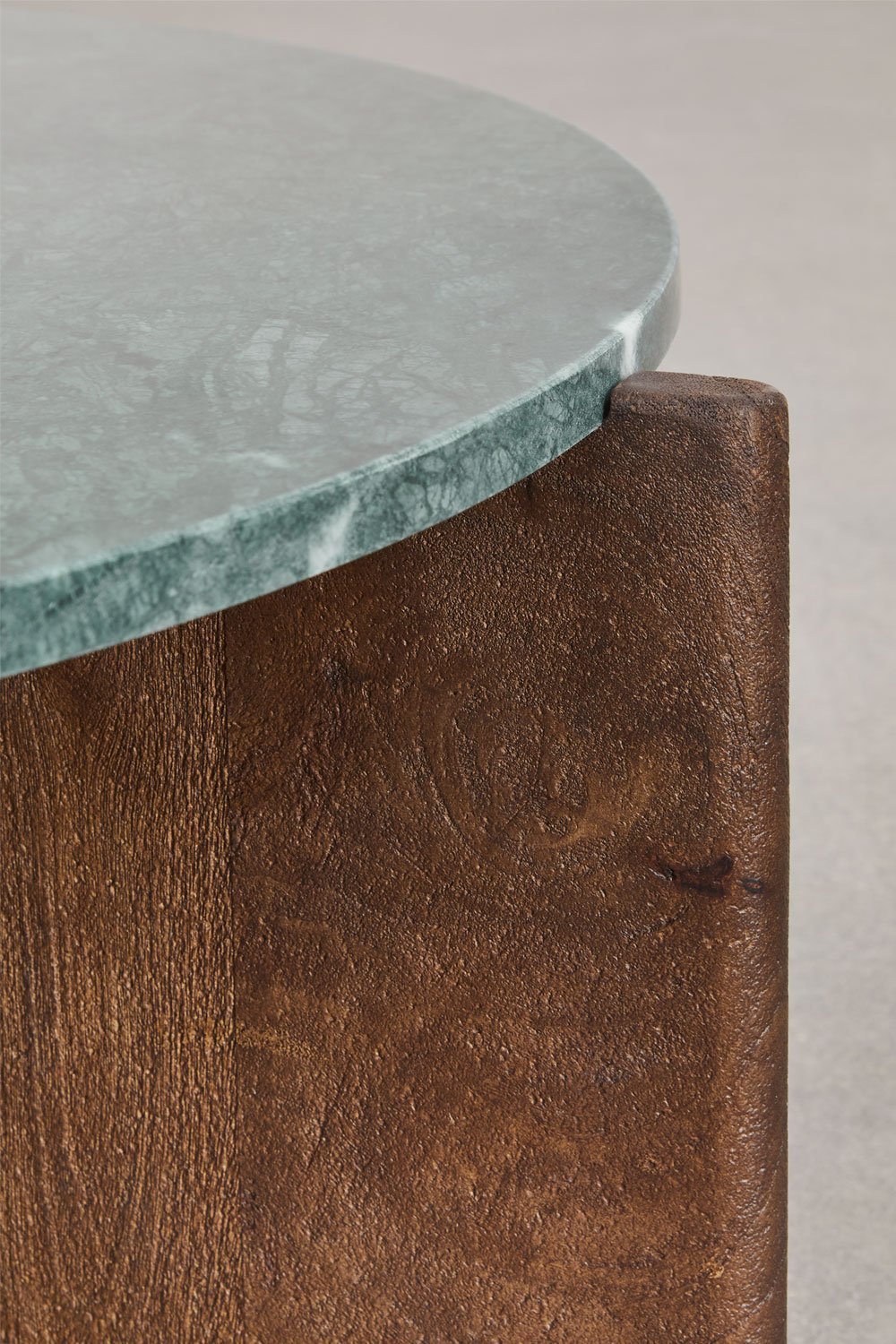 Runder Couchtisch aus Naturstein und Mangoholz Lavinia, Galeriebild 6