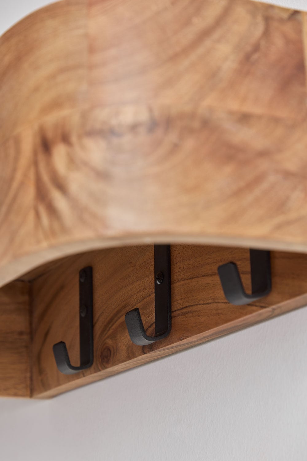 Wandgarderobe aus Akazienholz Frigia, Galeriebild 5