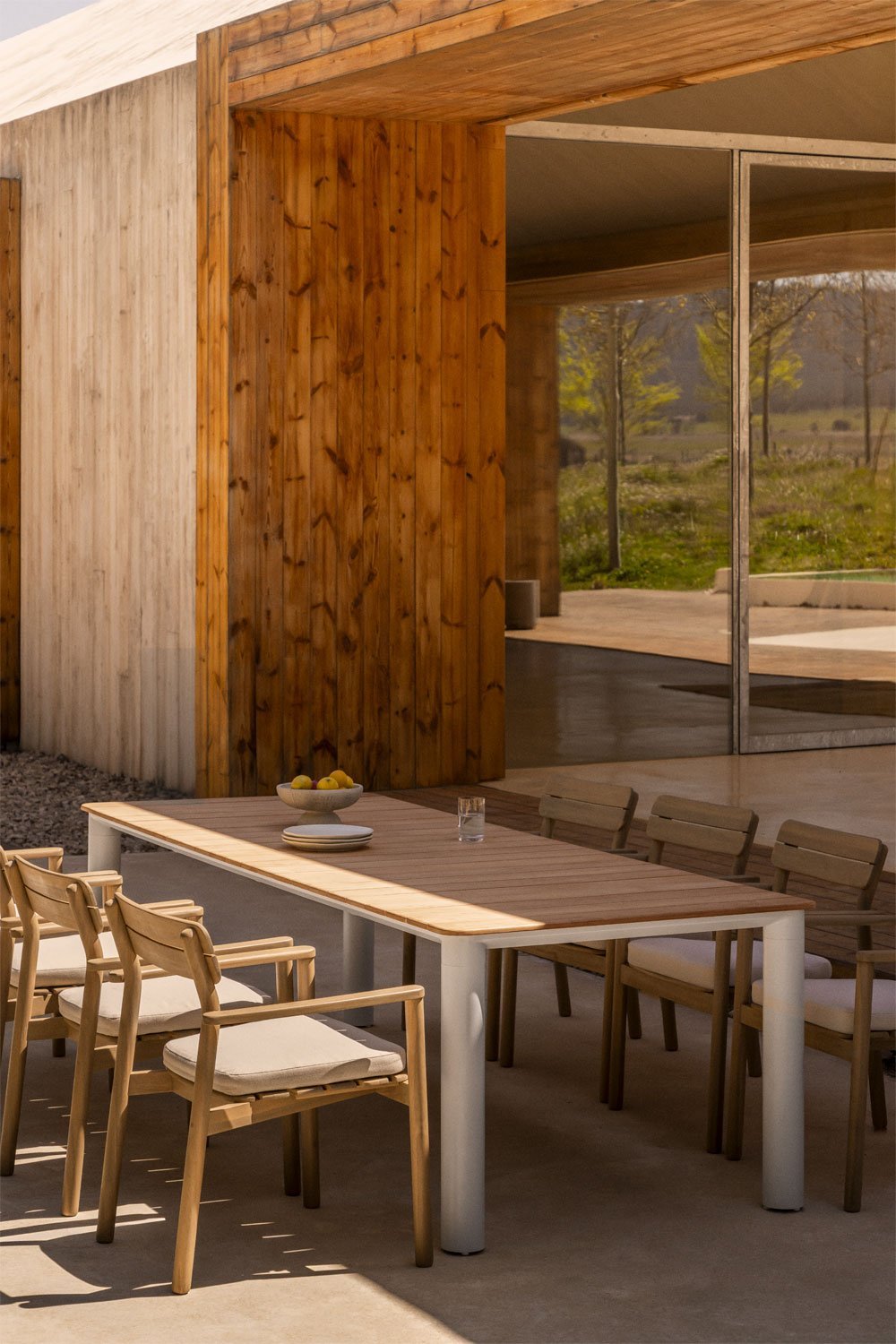 Rechteckiger Gartentisch aus Aluminium und Teakholz Sirka, Galeriebild 1