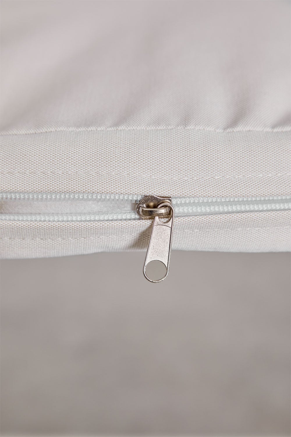 Hoher Hocker mit Armlehnen aus geflochtener Schnur Arhiza, Galeriebild 6