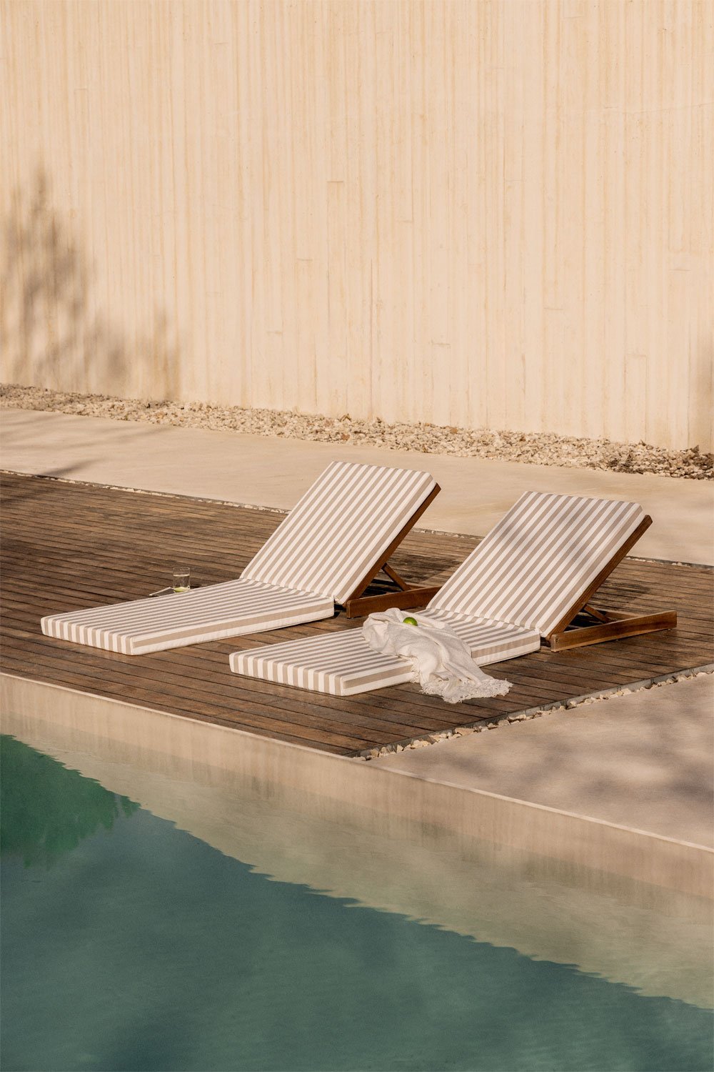 Idaira Relaxliege aus Akazienholz, Galeriebild 1