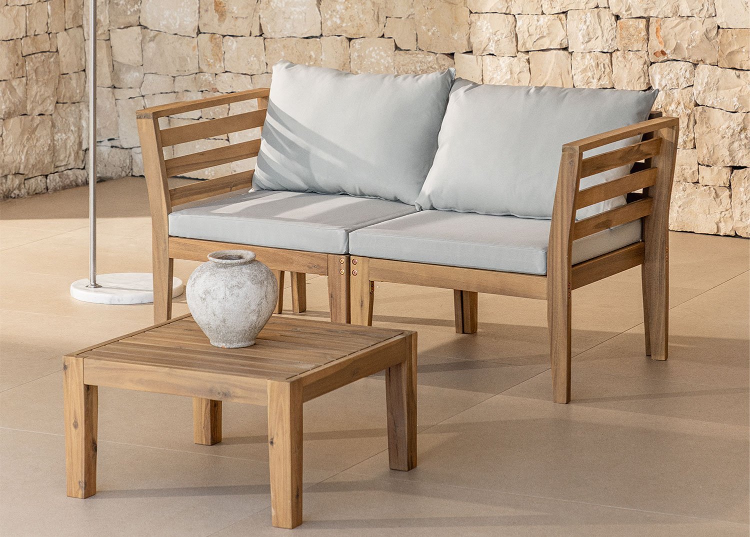 Filips 2-teiliges modulares Sofa-Set mit Armlehnen und Couchtisch                    , Galeriebild 1