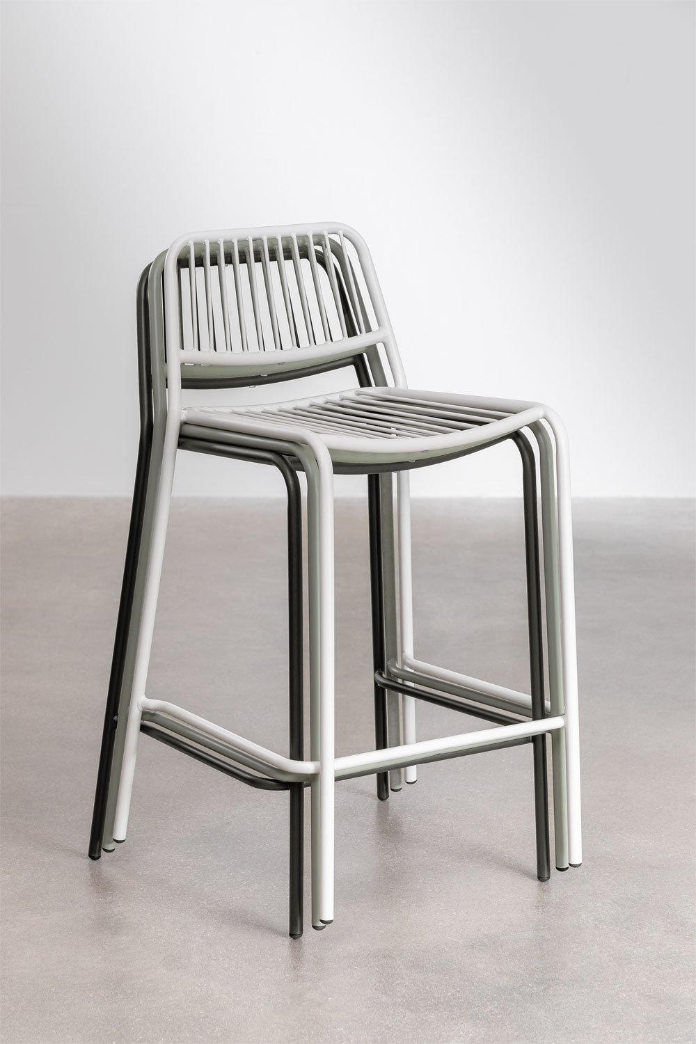 Garten Barhocker 65 cm stapelbar aus gardeniaweißem Stahl Elton, Galeriebild 6