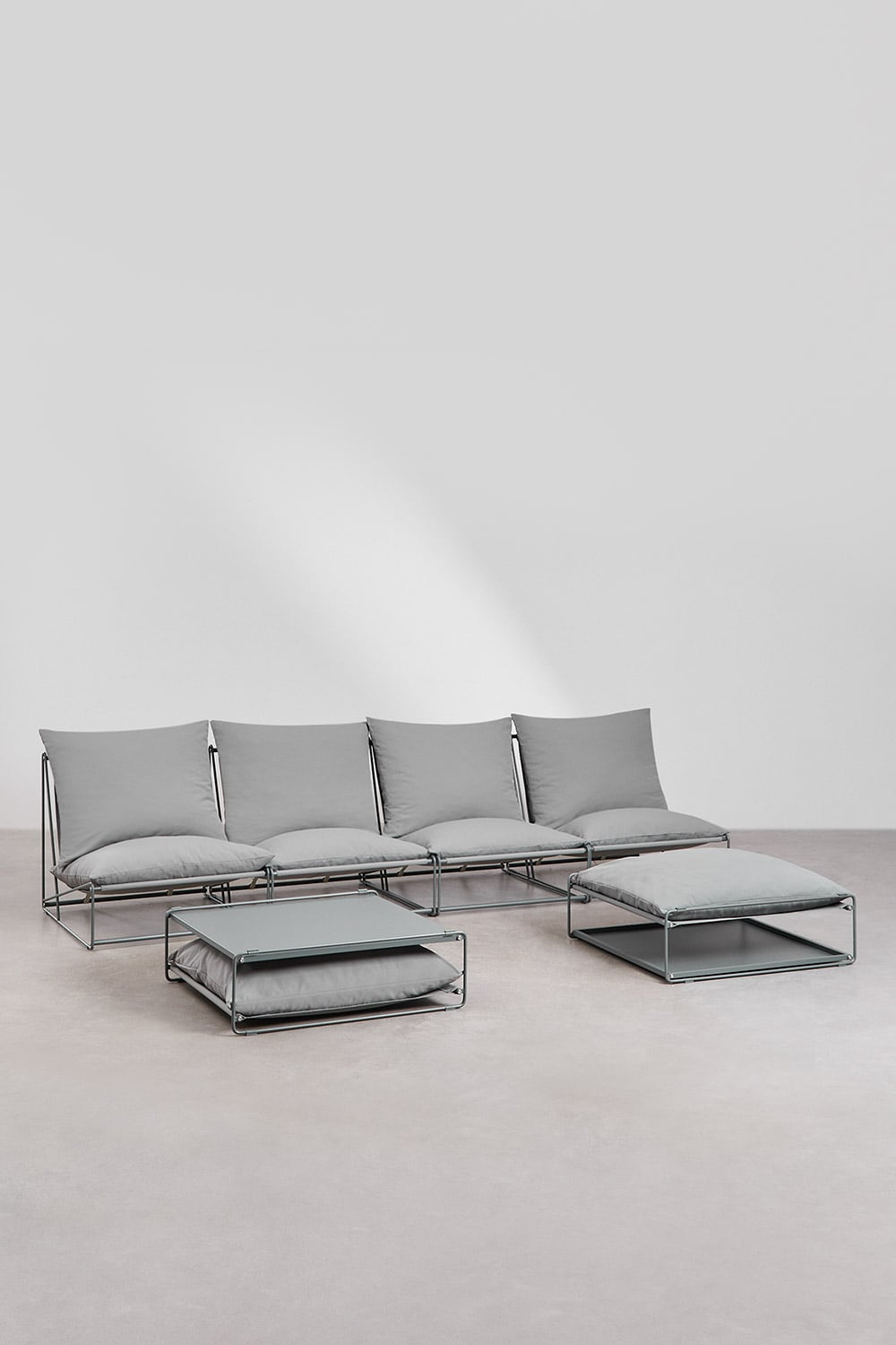 4-teiliges Garten-Set mit modularer Sofagarnitur, Beistelltisch und wandelbarem Pouf Amaro, Galeriebild 1