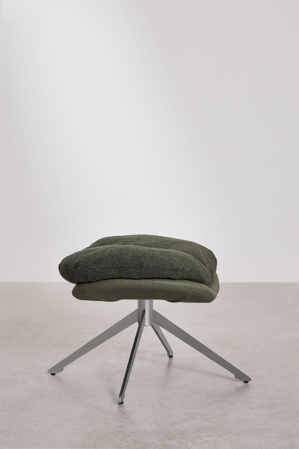 Amanda Bouclé-Stoffsessel mit drehbarer Fußstütze, Galeriebild 8