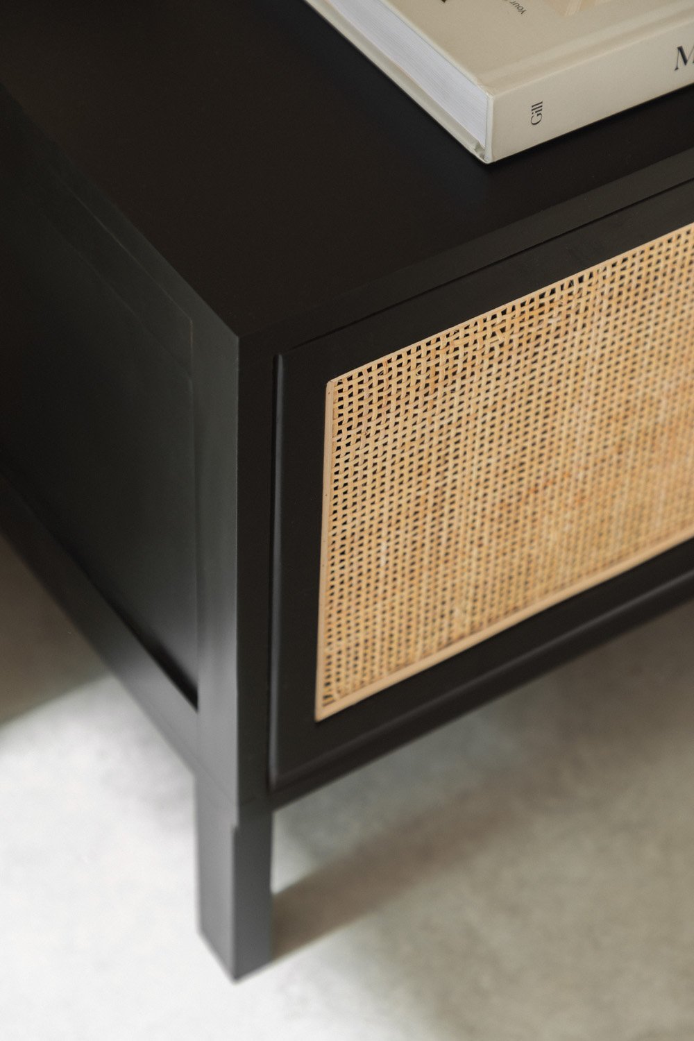 2er-Pack Reyna-Nachttische aus Rattan und Holz, Galeriebild 2