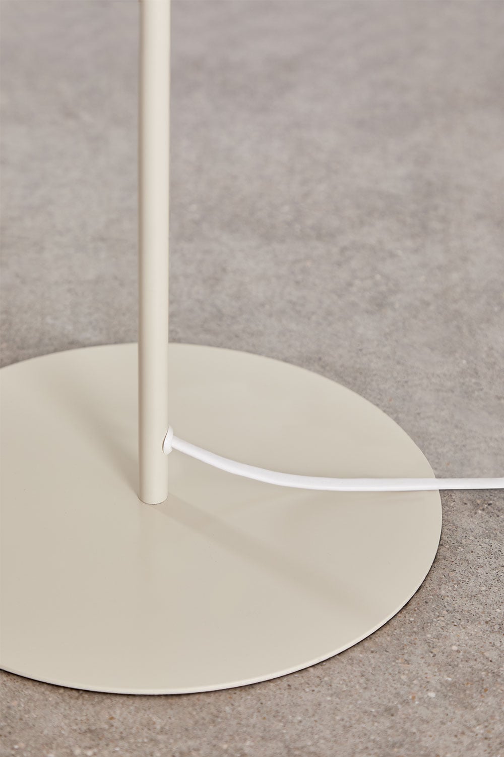 Alnair Stehlampe aus Eisen, Galeriebild 6