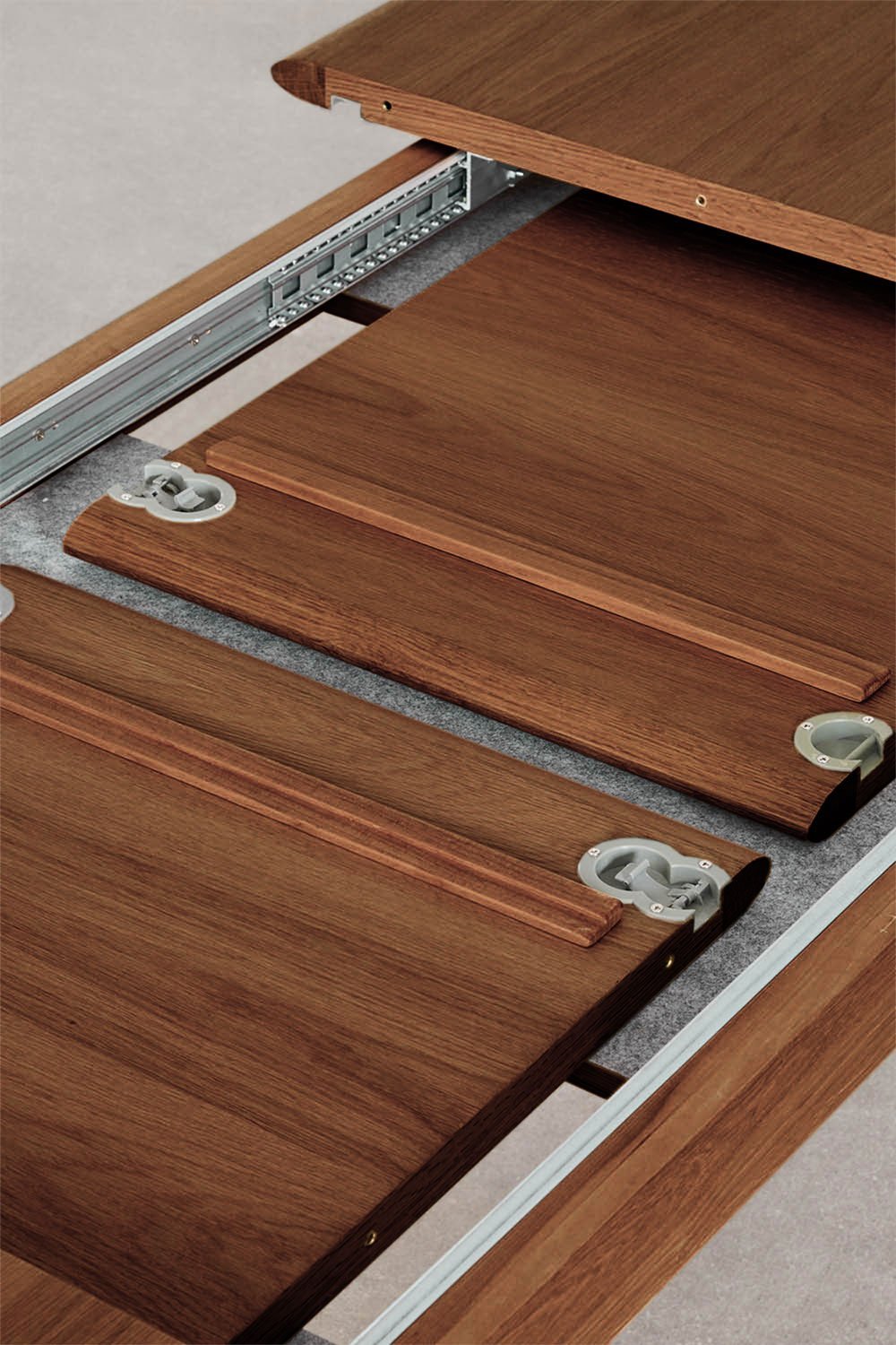 Rechteckiger Esstisch 220-320x95 cm ausziehbar aus Treveris-Holz, Galeriebild 6