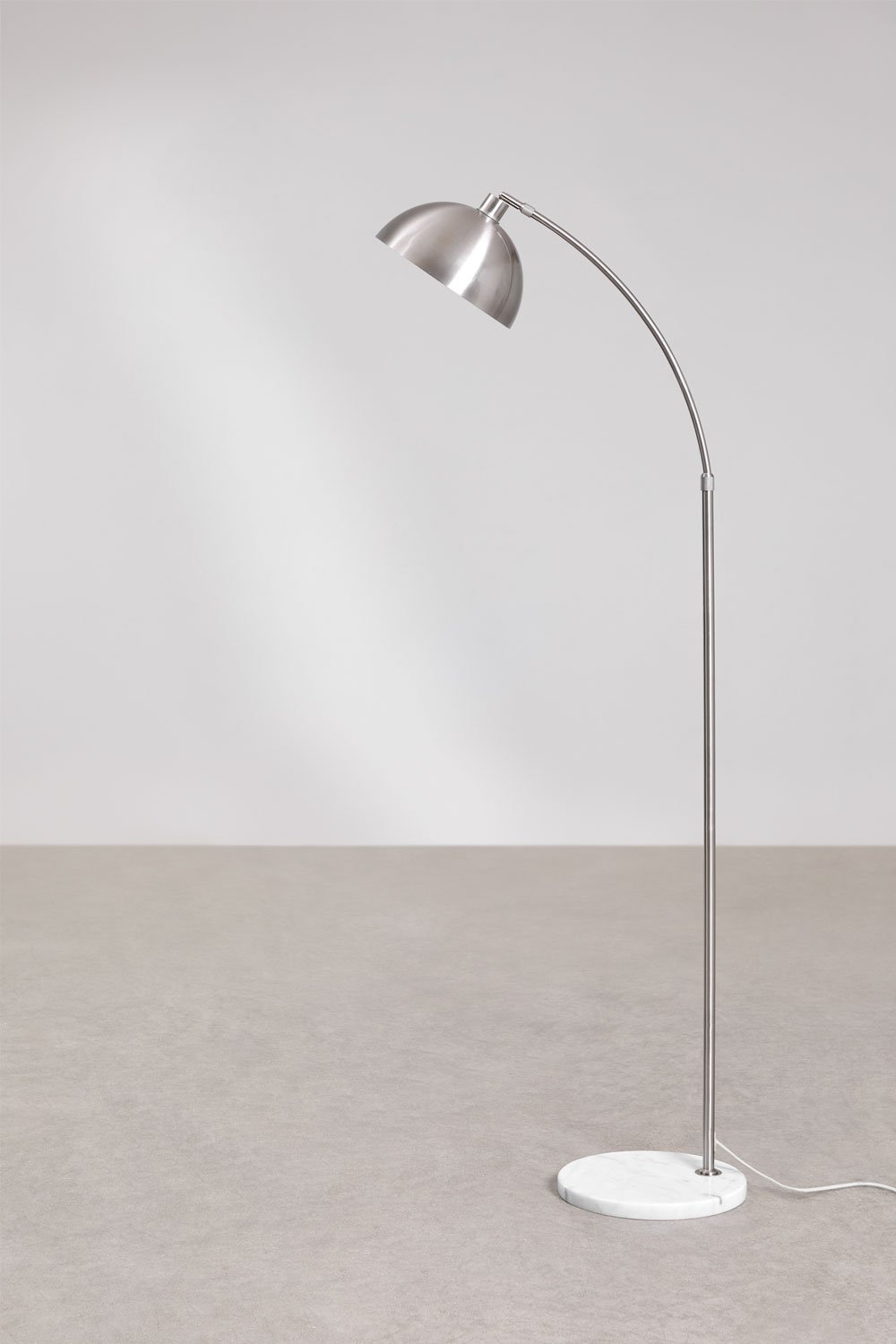 Diala Stehlampe aus Eisen für den Außenbereich, Galeriebild 4