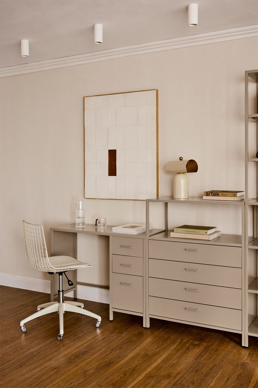 Janine Schreibtisch- und Schubladenset aus Stahl, Galeriebild 1