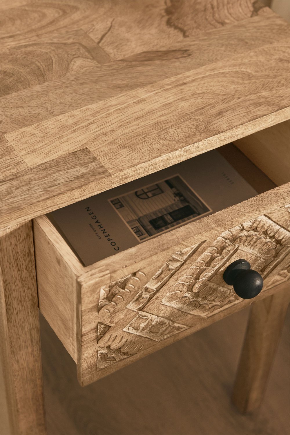 Nachttisch aus Maraja-Mangoholz, Galeriebild 2
