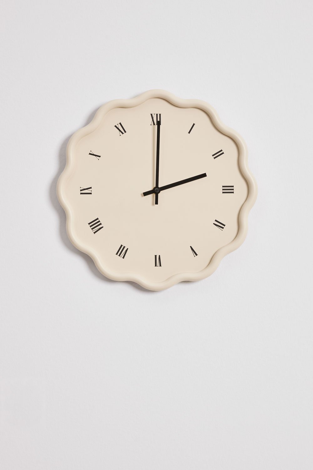 Axley MDF-Wanduhr Ø35 cm, Galeriebild 1
