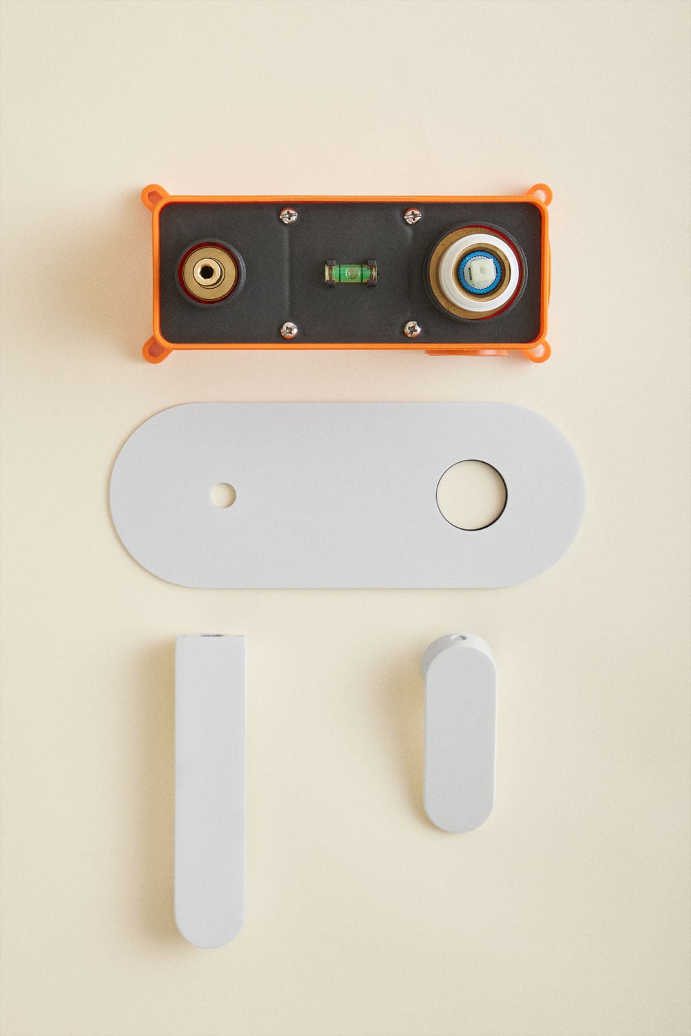 Georgy hängendes Badezimmermöbel-Set aus Teakholz, Galeriebild 13