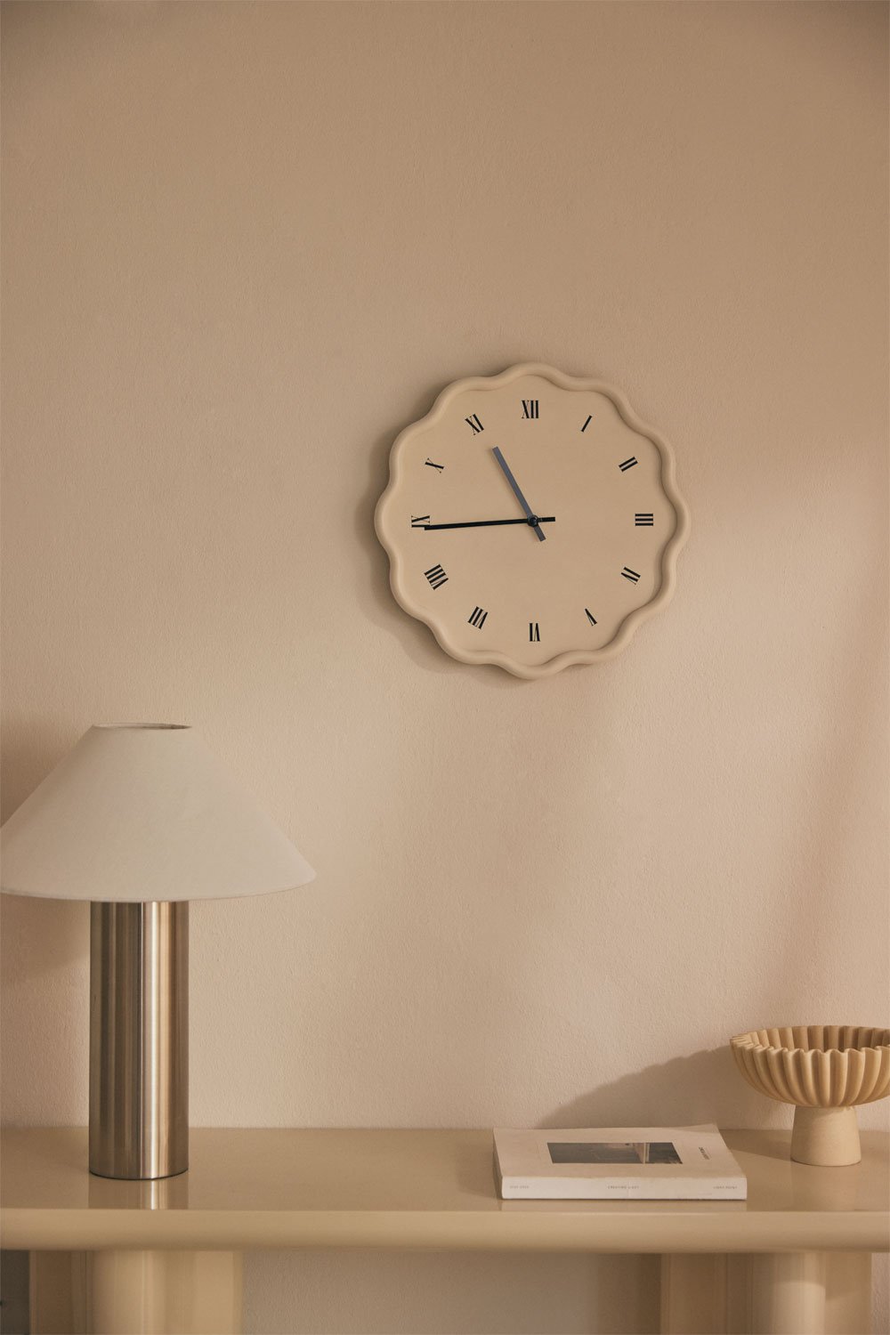 Axley MDF-Wanduhr Ø35 cm, Galeriebild 1