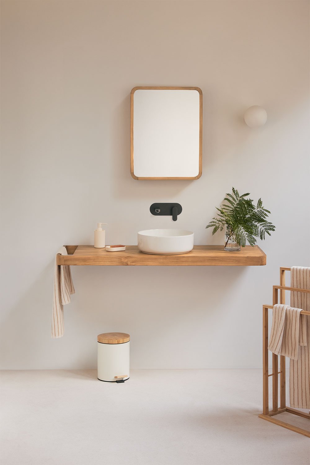 Hängendes Badezimmermöbel-Set 130x45 cm aus Teakholz Neill, Galeriebild 1