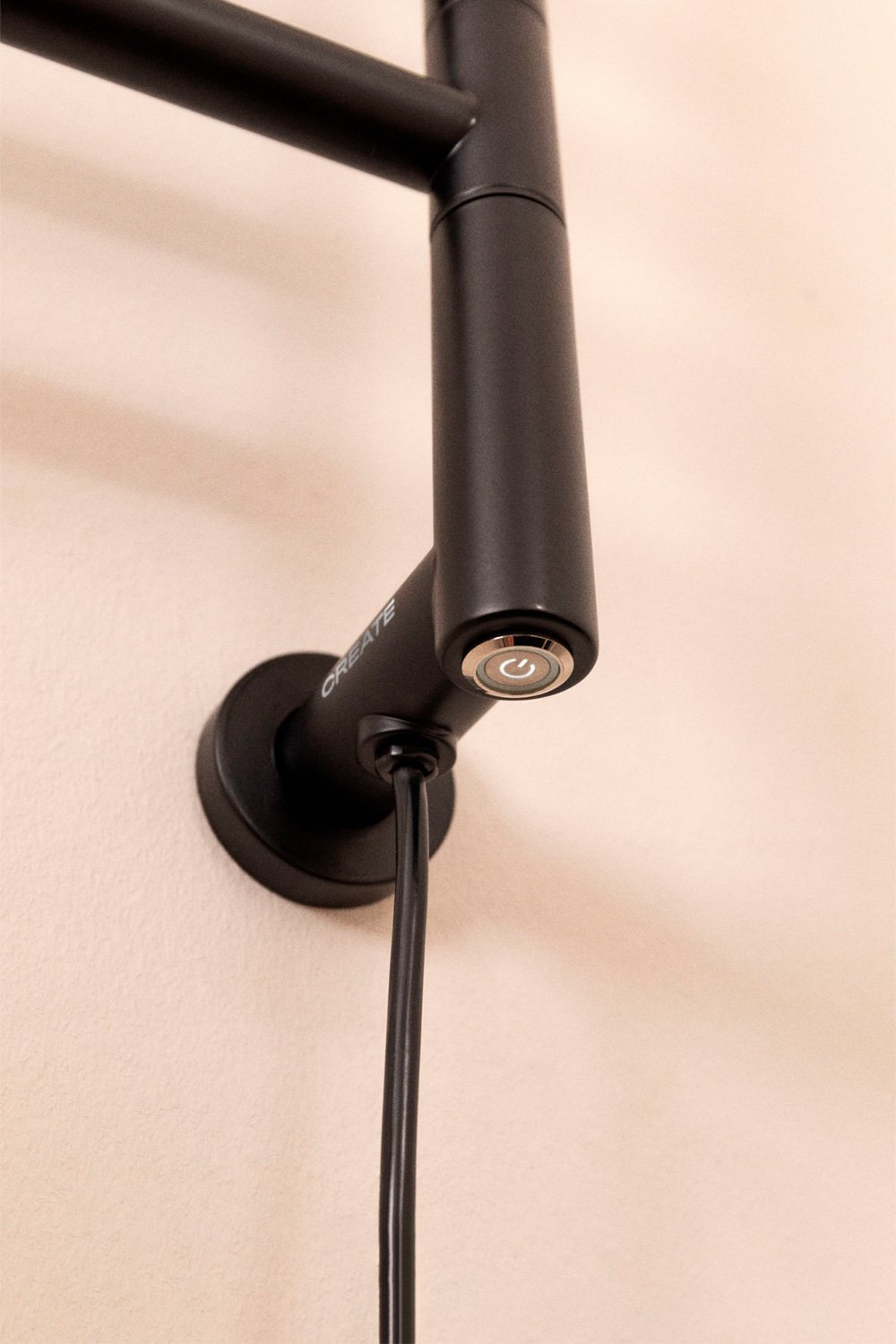 CREATE - WARM TOWEL MINIMAL - Elektrischer Badheizkörper mit 180° schwenkbaren Stangen, Galeriebild 2