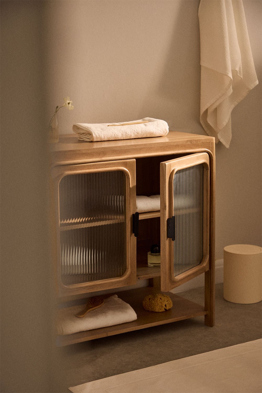 Massilia Badezimmermöbel-Set aus Akazienholz und Glas, Galeriebild 2