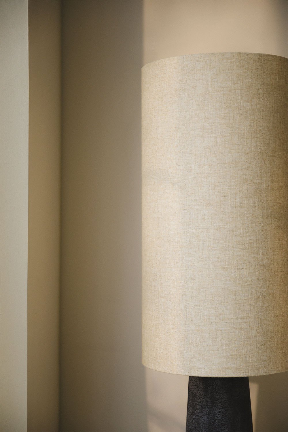 Stehlampe aus Leinen und Fiberglas Loana, Galeriebild 2