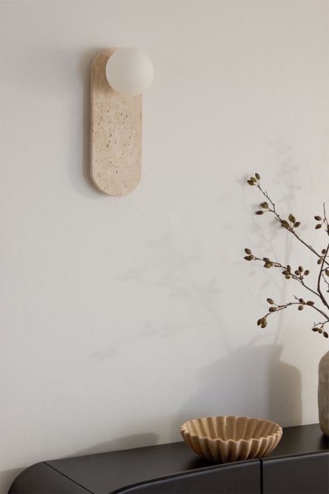 Wandleuchte aus Travertin mit Glaskugel Davise