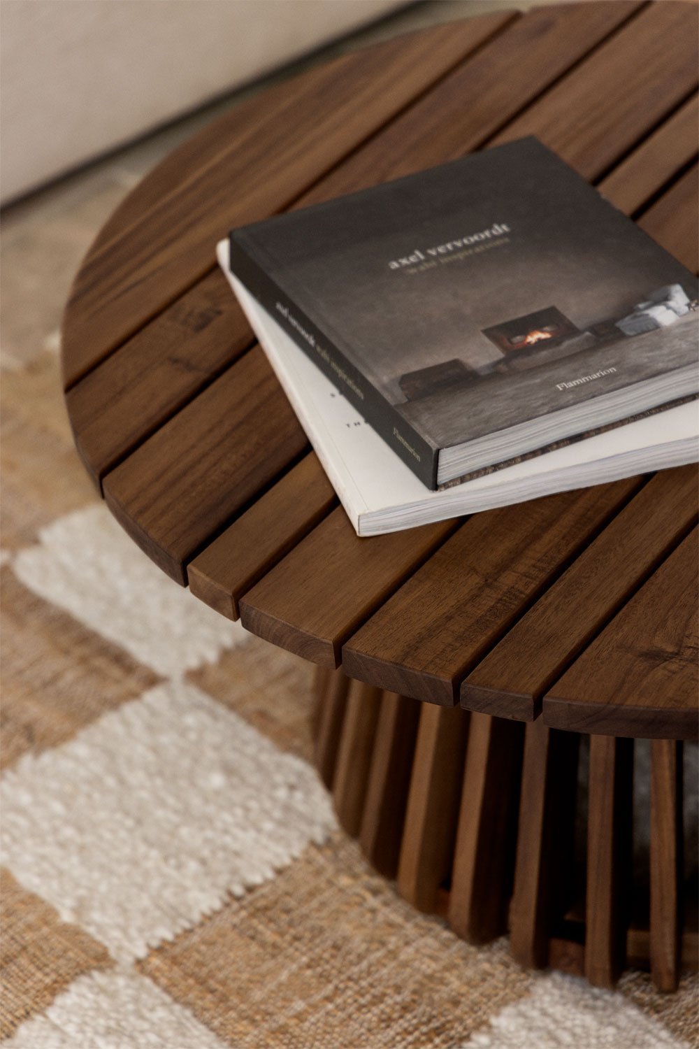 Runder Couchtisch Ø80 cm aus Akazienholz Mura, Galeriebild 2